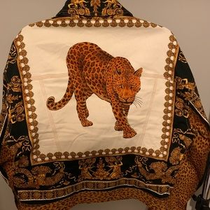 Men’s Versace denim jacket tiger 🐅 on the back